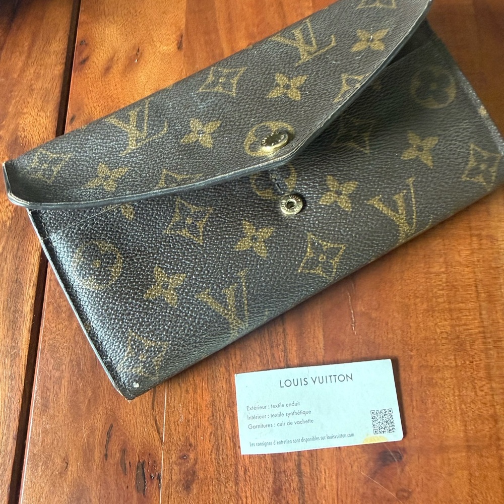 Louis Vuitton Monogram Envelope Wallet in Brown and Gold